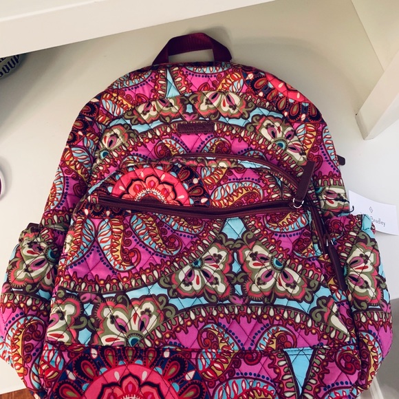 NWT VERA BRADLEY ESSENTIAL BACKPACK - Picture 8 of 8